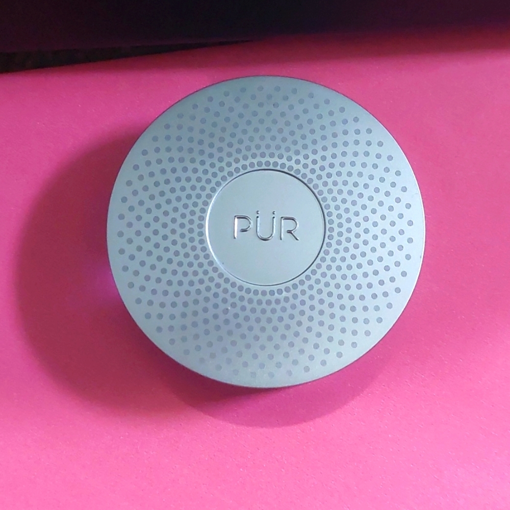 PÜR 4 in 1 Pressed Powder